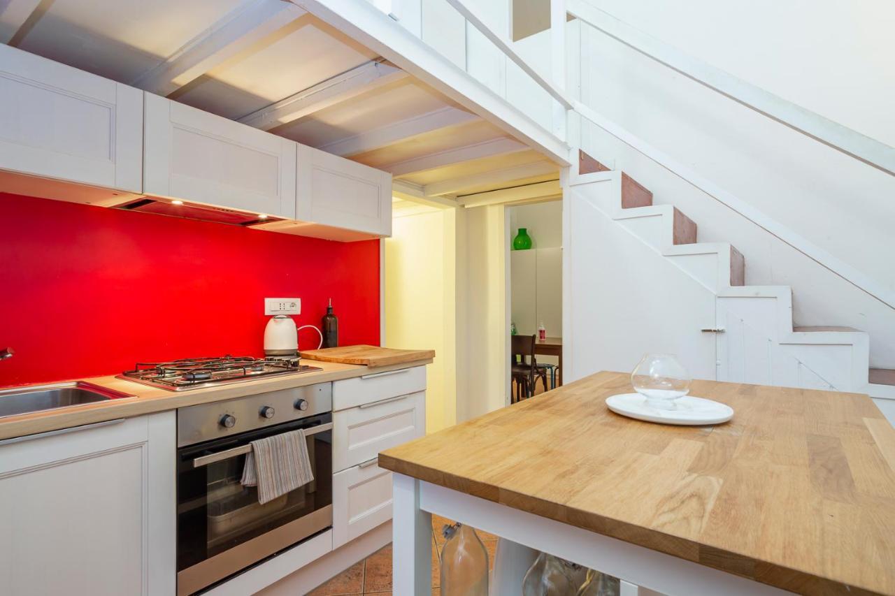 Flat In Isola De Castillia 22 Milano